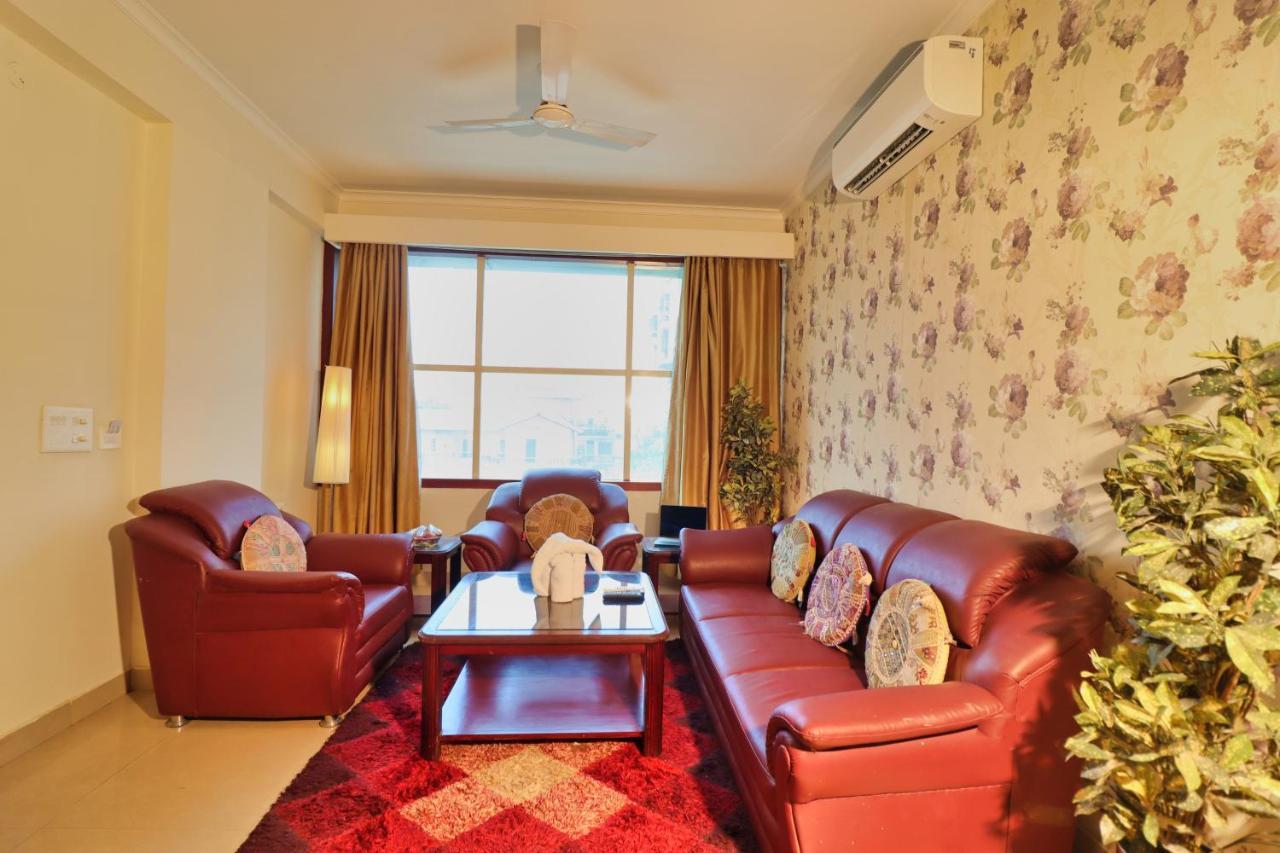 Готель Crestmont Ashapurna Jaipur, Banipark Екстер'єр фото