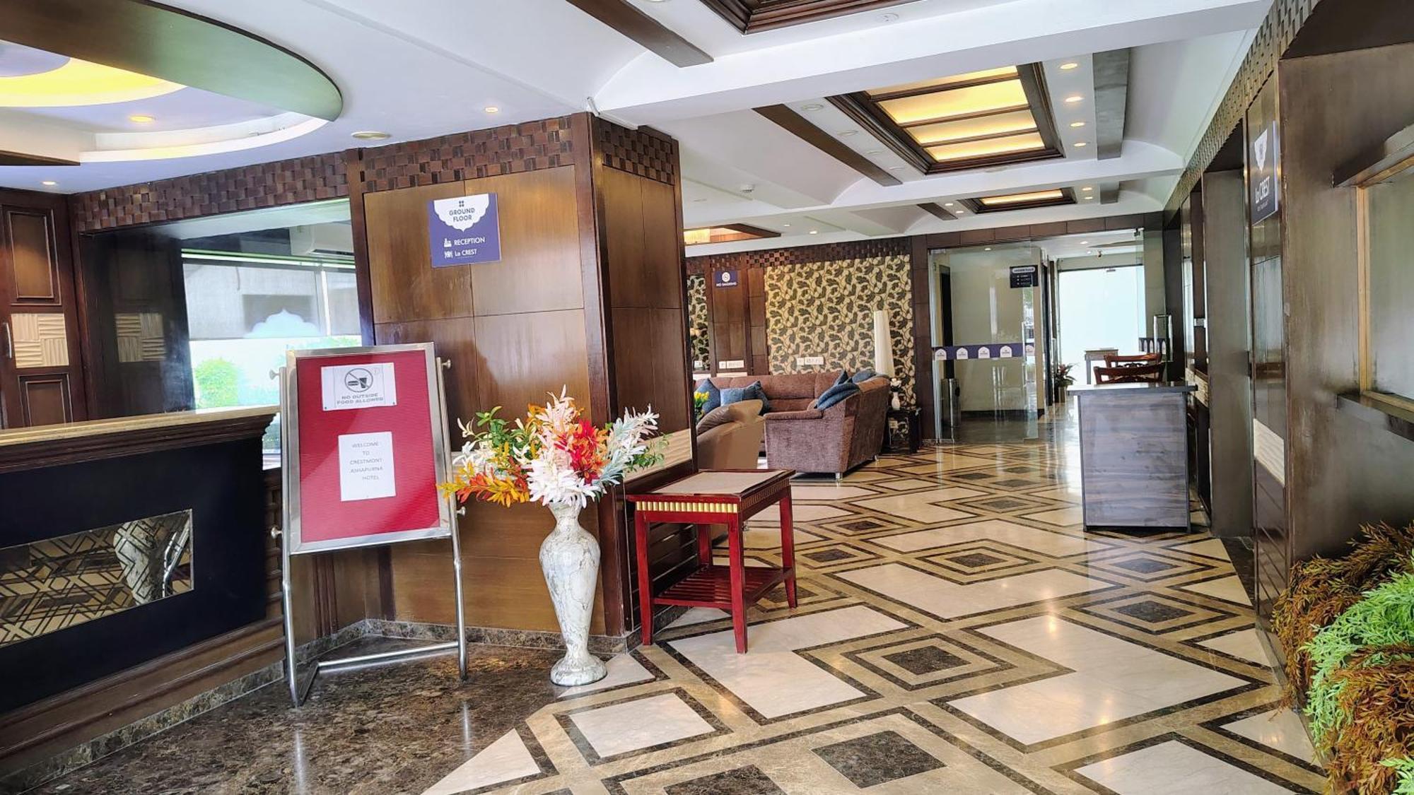 Готель Crestmont Ashapurna Jaipur, Banipark Екстер'єр фото